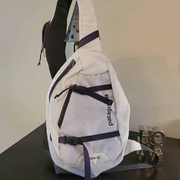 Patagonia Atom 8L Sling Bag - Picture 1 of 8